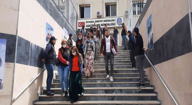 İstanbulda 4 ilçede hırsızlık yapan çete yakalandı