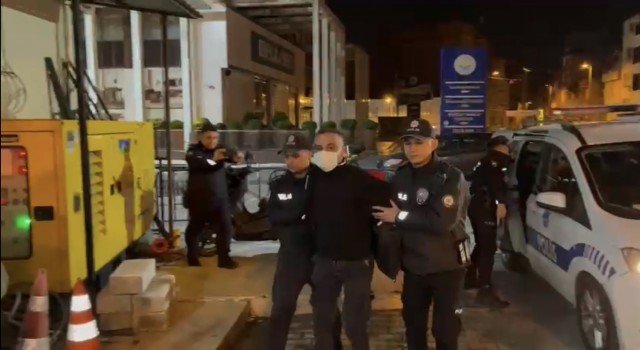 İstanbulda aile içi şiddet ihbarından silah zulası çıktı
