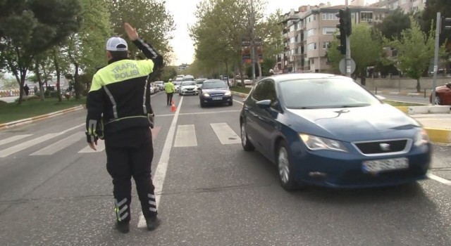 İstanbulluların akın etmesi beklenen şehirde jandarma ve polisten ortak denetim