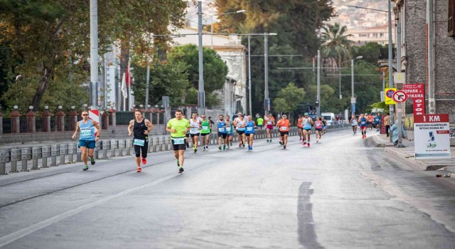 İzmirde maraton zamanı