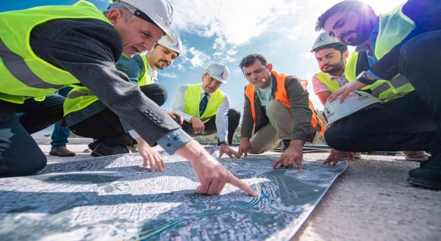 İzmirin en uzun tünelinin yapımına başlanıyor