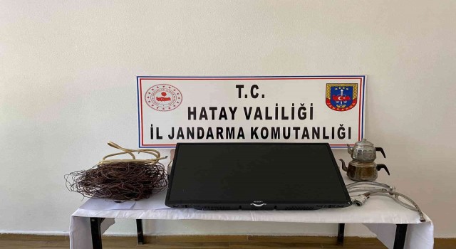Kablo ve yayla evi hırsızları yol kontrolünde yakalandı