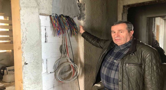 Kablolarını çalanı ihbar edene 20 bin TL ödül verecek