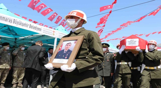 Kahramanmaraşlı şehit son yolculuğuna uğurlandı