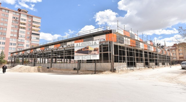 Karatayda GES projeli kapalı pazar marketlerin yapımında sona gelindi