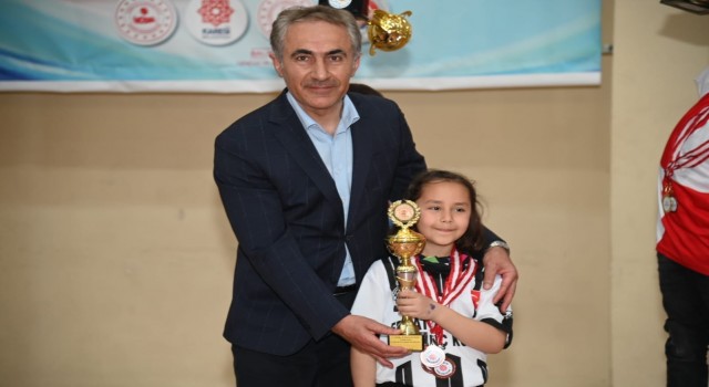 Karesi satranç turnuvası sona erdi