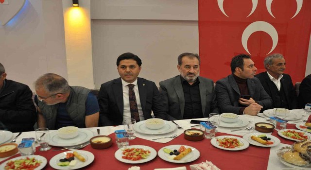 Kars MHPden iftar