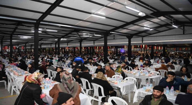 Kartepede 6 bin kişilik iftar