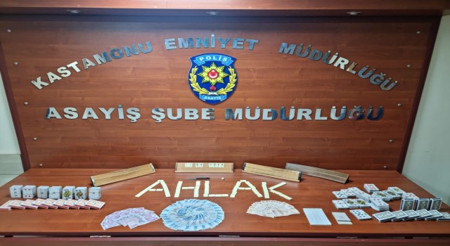Kastamonuda kumar baskını: 10 kişiye para cezası kesildi