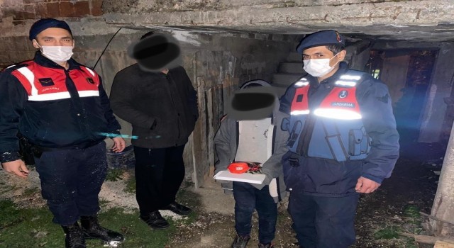 Kayıp çocuk jandarma ekipleri tarafından bulundu