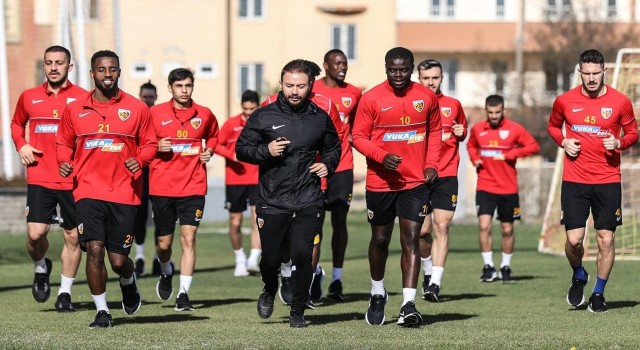 Kayserispor 44 puanı bulmak istiyor