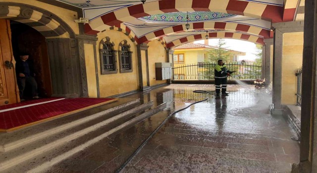 Keçiörendeki camilerde sıkı temizlik