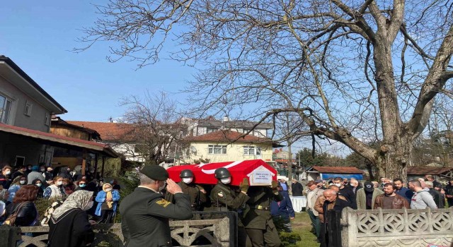 Kıbrıs gazisi son yolculuğuna uğurlandı