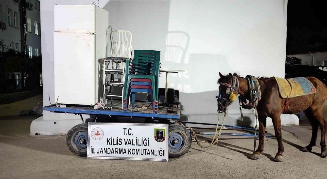 Kiliste bağ evi hırsızları jandarmadan kaçamadı