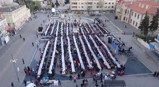 Kiliste yetimlere iftar yemeği