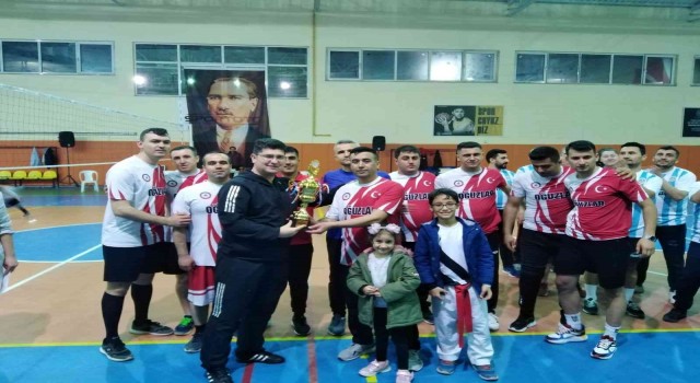 Kırkağaçta voleybol turnuvası büyük heyecana sahne oldu