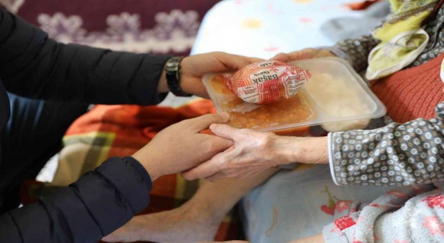 Kırklarelinde Ramazan ayı boyunca 155 vatandaşa yemek yardımı