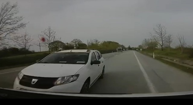 Kocaelideki feci kaza araç kamerasına yansıdı