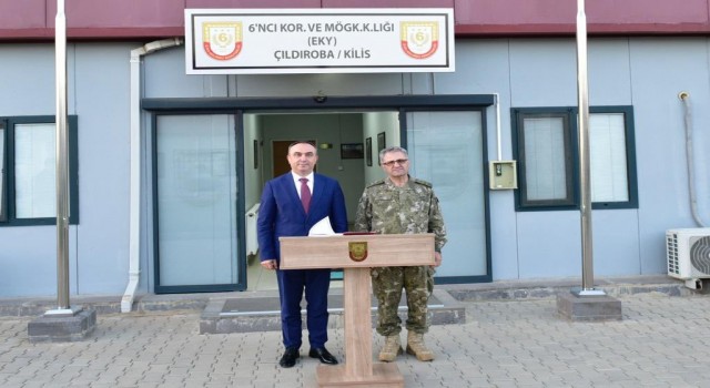 Kolordu Komutanı Tokel Suriye sınırında