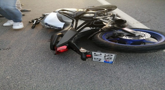 Kontrolden çıkan motosiklet devrildi: 1i ağır 2 yaralı