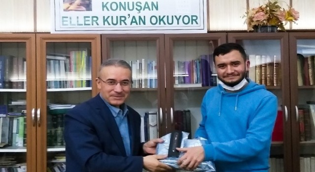 Konuşan Eller Kuran Okuyor projesi