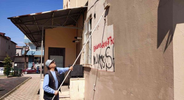 Körfezde duvar yazıları temizleniyor
