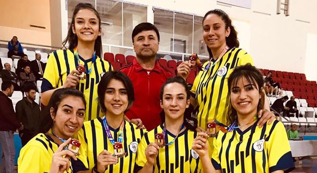 Korkut Ata Üniversitesi Ayak Tenisi Türkiye 3.’sü oldu