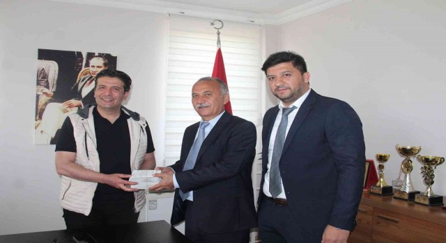 Koruma altındaki çocuklara anlamlı bayramlık