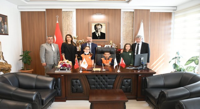 Köyceğizde Başkan Ceylanın koltuğuna Bekir Dalaman oturdu