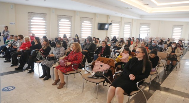 Küçükçekmeceli kadınlar, Aile Akademisinde bir araya geldi