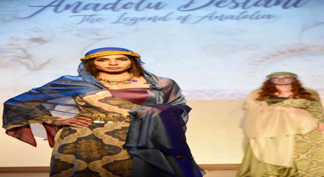 Kültürel mirasa defile ile dikkat çekildi