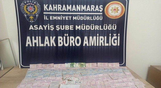 Kumar oynayan 4 kişiye 7 bin 276 lira ceza