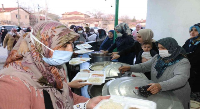 Kümbetliler Ramazan geleneklerine devam ediyor