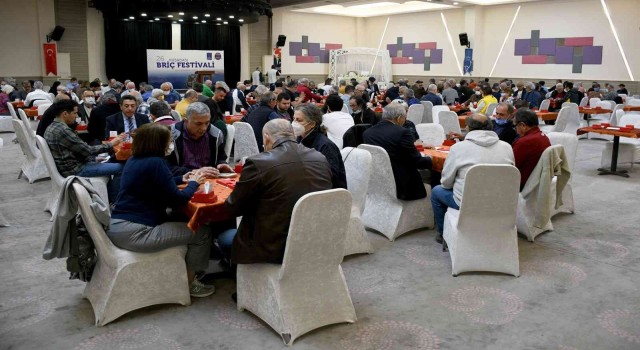 Kuşadasında Briç Festivali Başladı