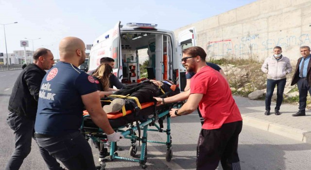 Kuşadasında trafik kazası: 2 yaralı