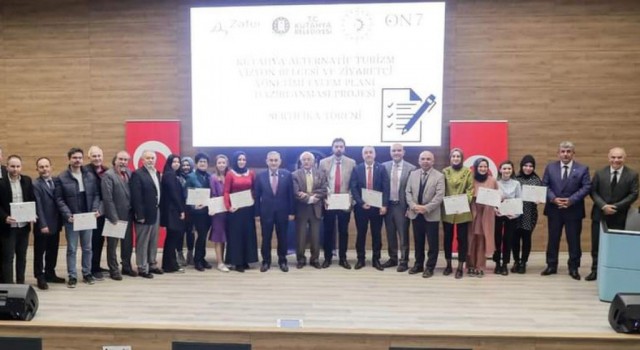 Kütahya Belediyesinden Gençere sertifika