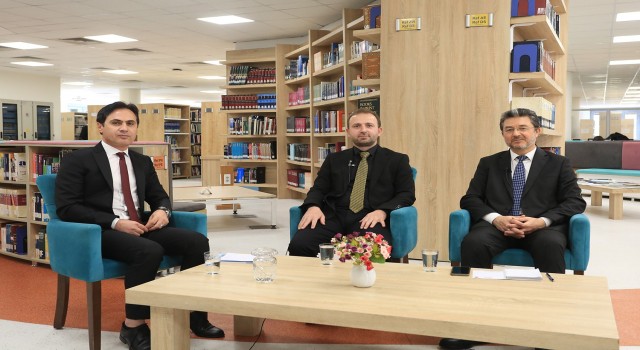 Kütüphane Haftasında PAÜde hakikat ve kütüphaneler konuşuldu
