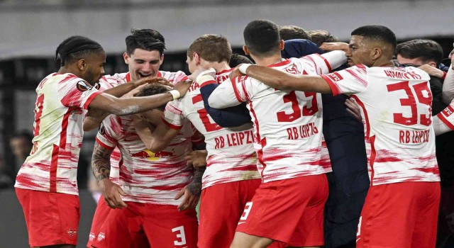 Leipzig, Rangersı tek golle geçti