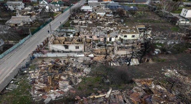 Makarivden çekilen Rus ordusu geriye enkaz bıraktı