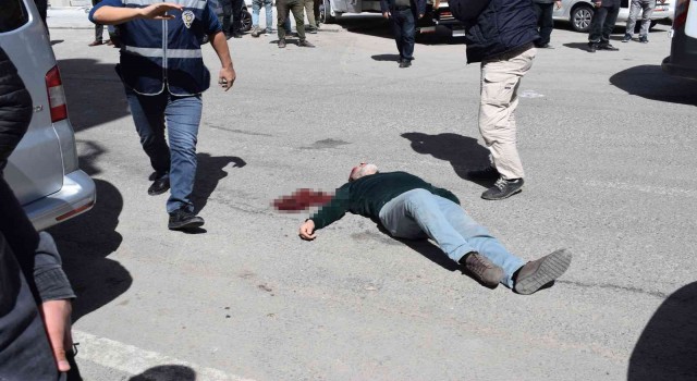 Malatyada alacak verecek meselesi kanlı bitti: 1 ağır yaralı