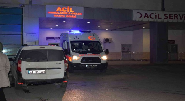 Malatyada iki araç çarpıştı: 4 yaralı