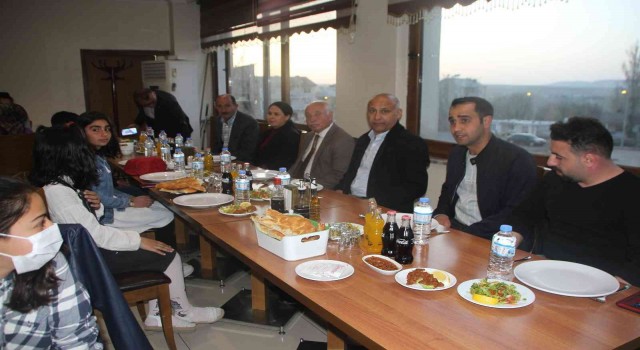 Malazgirt Belediyesinden 23 Nisana Özel Çocuk İftarı