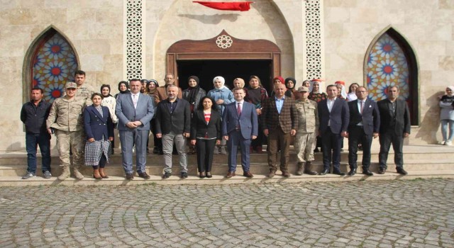 Malazgirtte resim sergisi açıldı