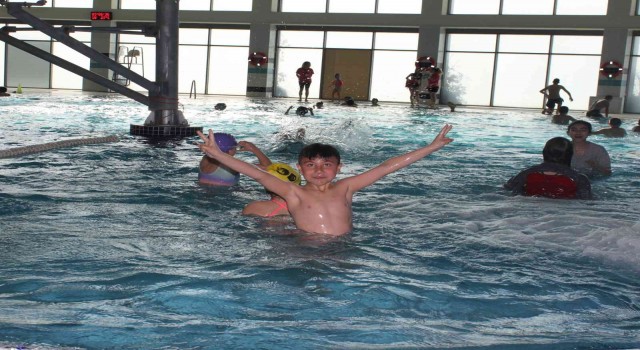 Maltepeli çocukların tatili AquaPark ile şenlendi