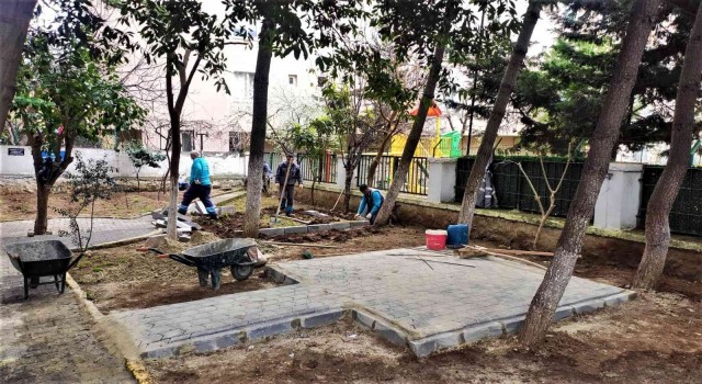 Maltepenin mahallelerinde yenileme çalışmaları sürüyor
