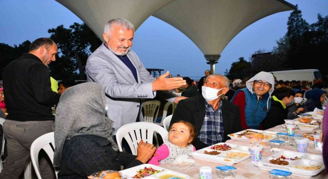 Manavgat Belediyesinden AKM, Sarılar ve Taşağılda iftar