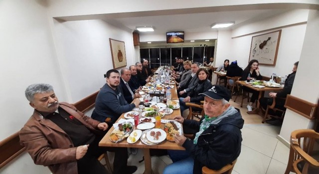 Manisada CHP basın mensuplarıyla buluştu