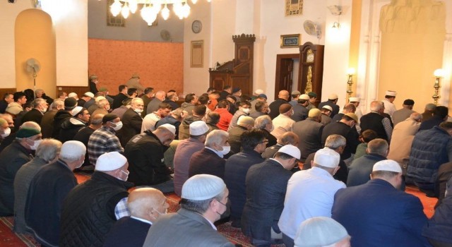 Manisalılar Enderun Usulü Teravihe yoğun ilgi gösterdi