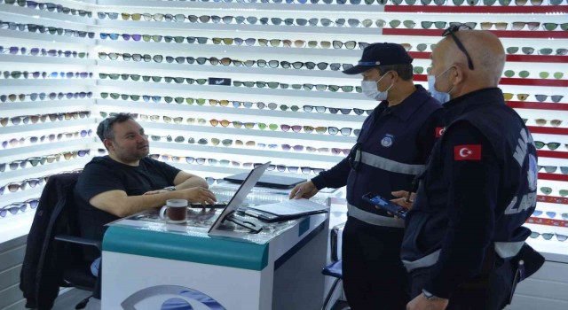 Marmaris Zabıtası denetimlerini sürdürüyor