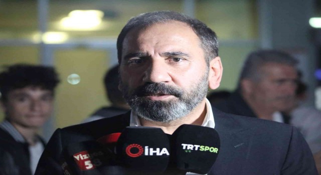Mecnun Otyakmaz: Güçlü bir takımı yendik, mutluyuz